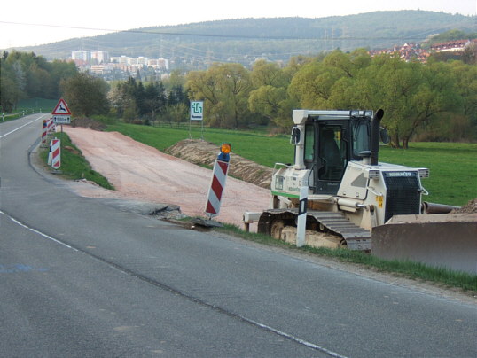 Bild: Neues Straßenbett?