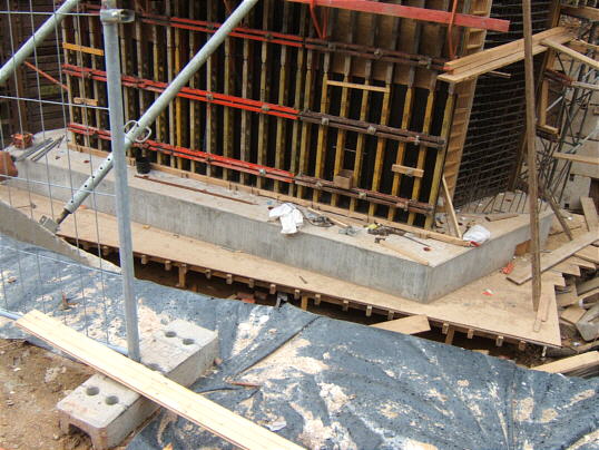 Bild: Und sein Fundament