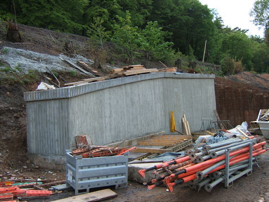 Bild: Nochmal das Mäuerchen von weiter oben