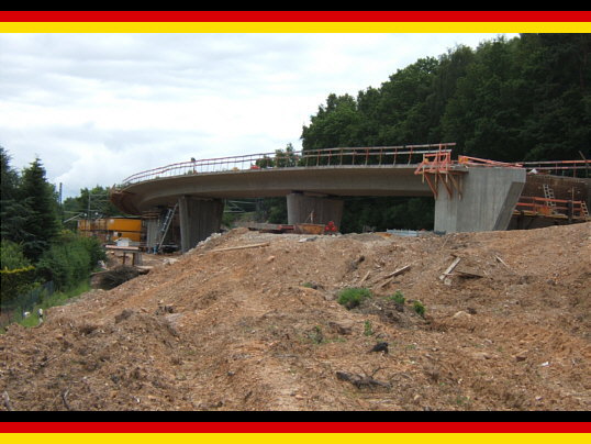 Bild: Und hier noch einmal die Brücke aus Mars-Perspektive