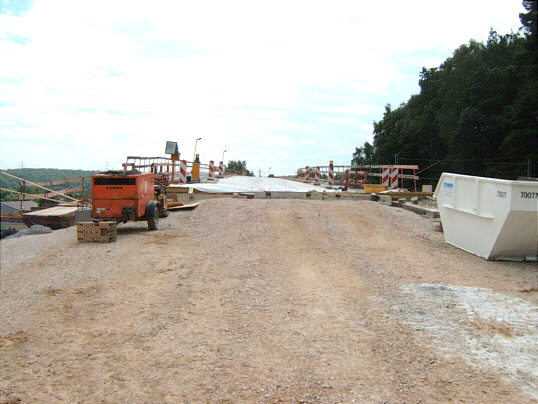 Bild: Die Auffahrt zur großen Brücke