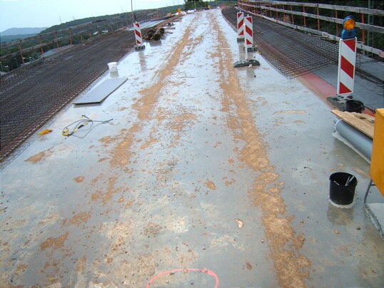 Bild: Die momentane Oberfäche der Brücke