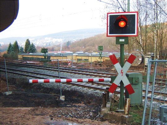 Bild: ... die immer noch arbeitenden Schranken ...