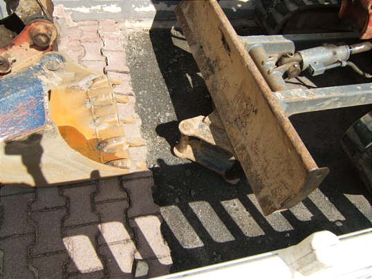 Bild: Das riesige Loch