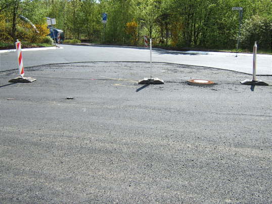 Bild: Der asphaltierte Kreisel