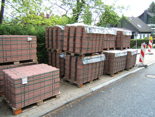 Bild: Die Gehweg-Verbundsteine