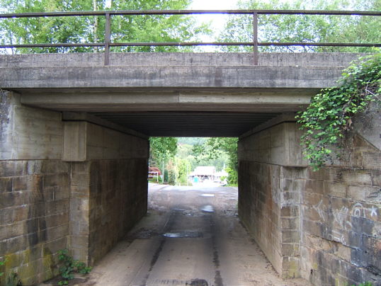 Bild: Wieder AUS Richtung Friedhof