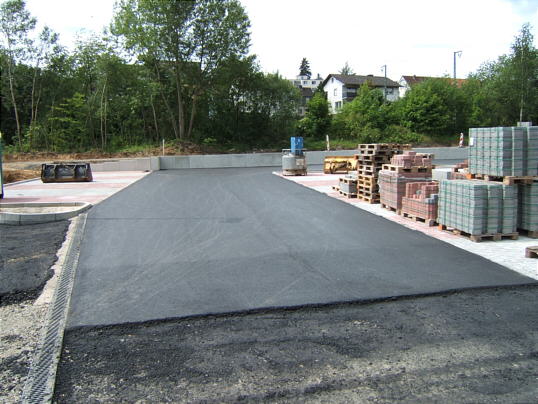 Bild: Ein Parkplatzast