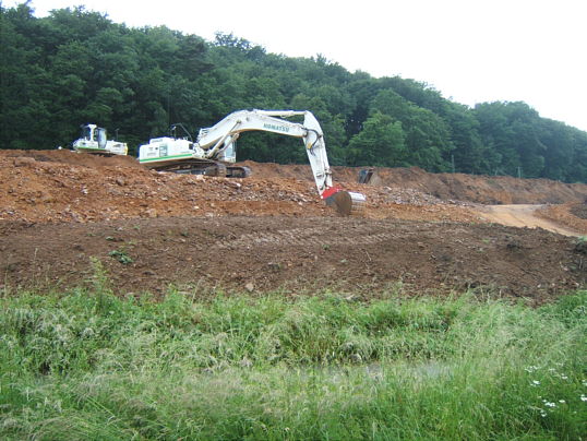 Bild: Nun zum Bahn&uuml;bergang. Immer nur dasselbe.