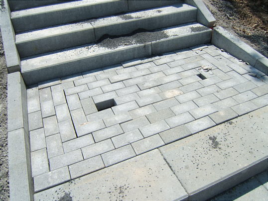 Bild: Ein zumindest ansatzweise gemachter Treppenabsatz