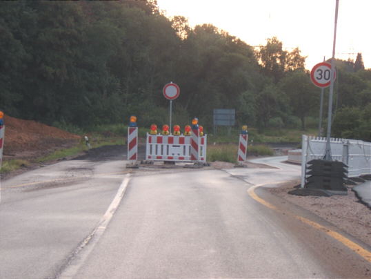 Bild: Da hinten ist die Straße weg.