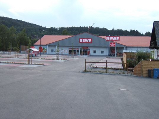 Bild: Ein letzter Blick auf die ehemalige REWE-Baustelle... schnief.