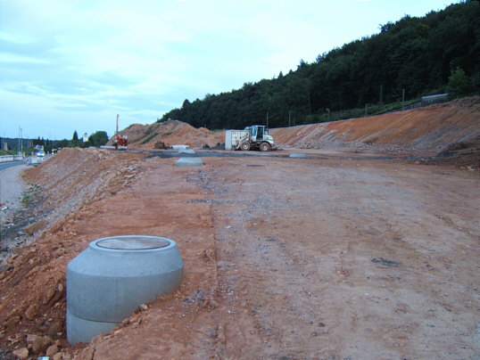 Bild: Kanalschächte und Dreck und Zeug