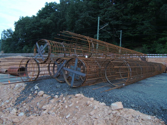 Bild: Hat gewiss was mit den Rohren zu tun