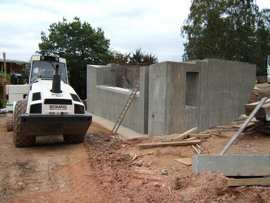 Bild: Ein Pfeiler ohne Verschalung