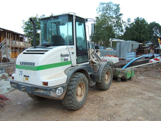 Bild: Ein Radlader ... und Zeug