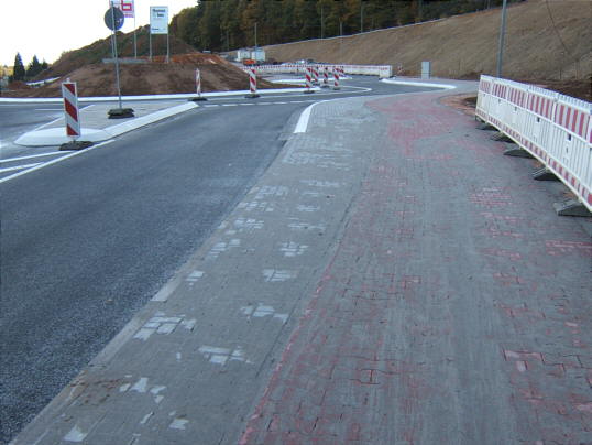 Bild: Der Bürger- und Fahrradsteig