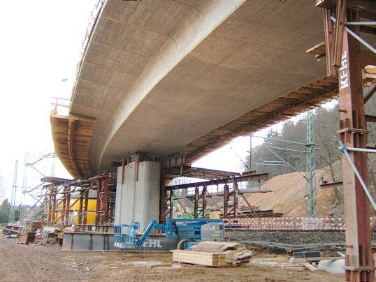 Bild: So sieht die feine Brücke aus.