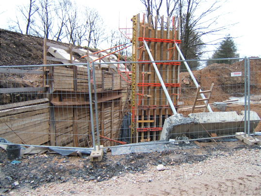 Bild: Der eine mysteriöse Pfeiler