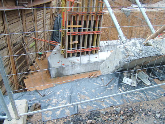 Bild: Und sein Fundament