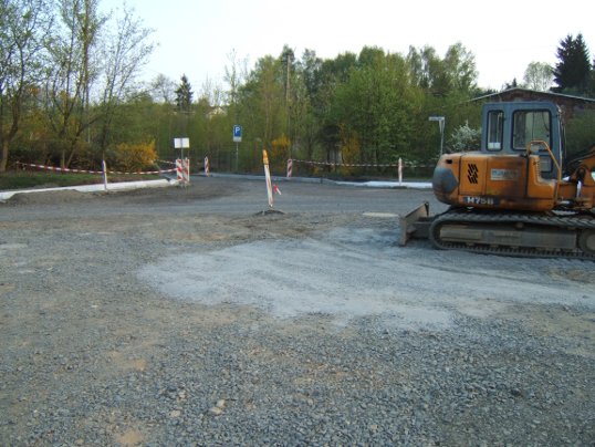 Bild: Neuer Kreisel vor REWE