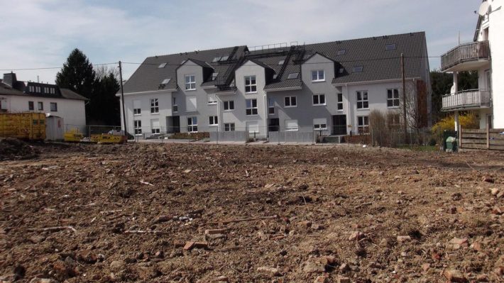 Haus mit Hausacker - ohne Zaun